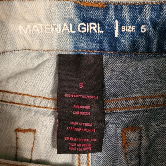 Women's Material Girl Light and Dark Wash Studded Denim Shorts - Picture 5 of 5